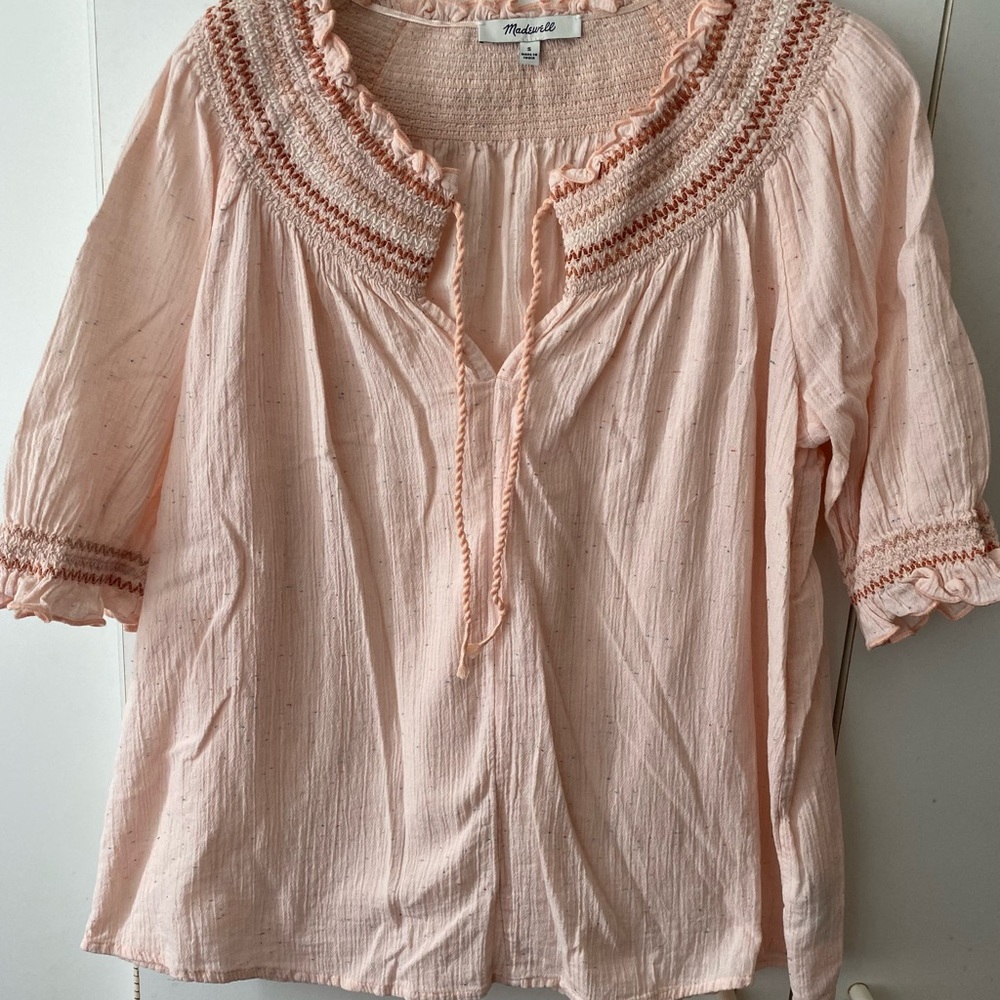 Madewell pink cotton blend too with smocked neck and cuffs